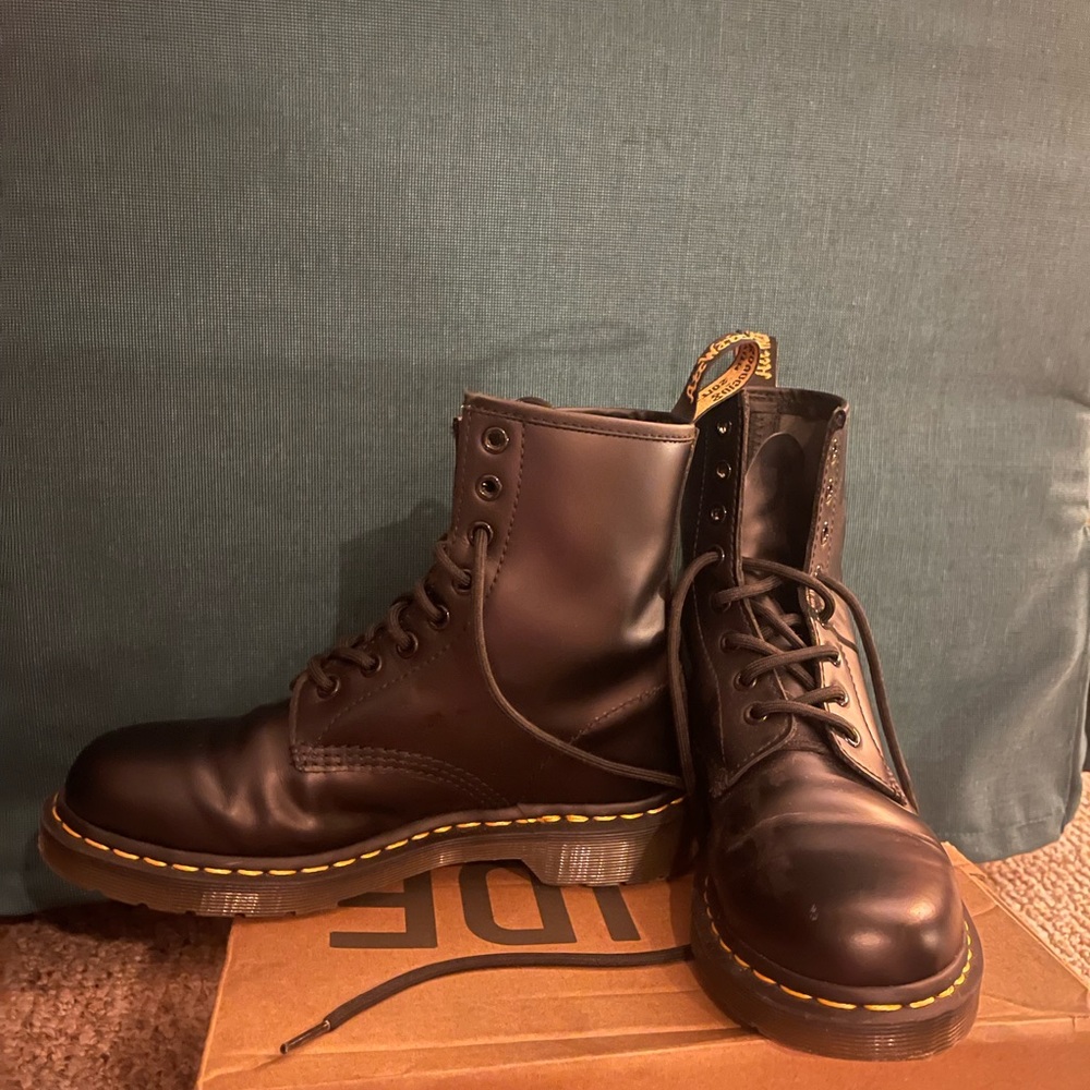 Doc Martens 1460 Boots Womens Size 7 Shoes Black